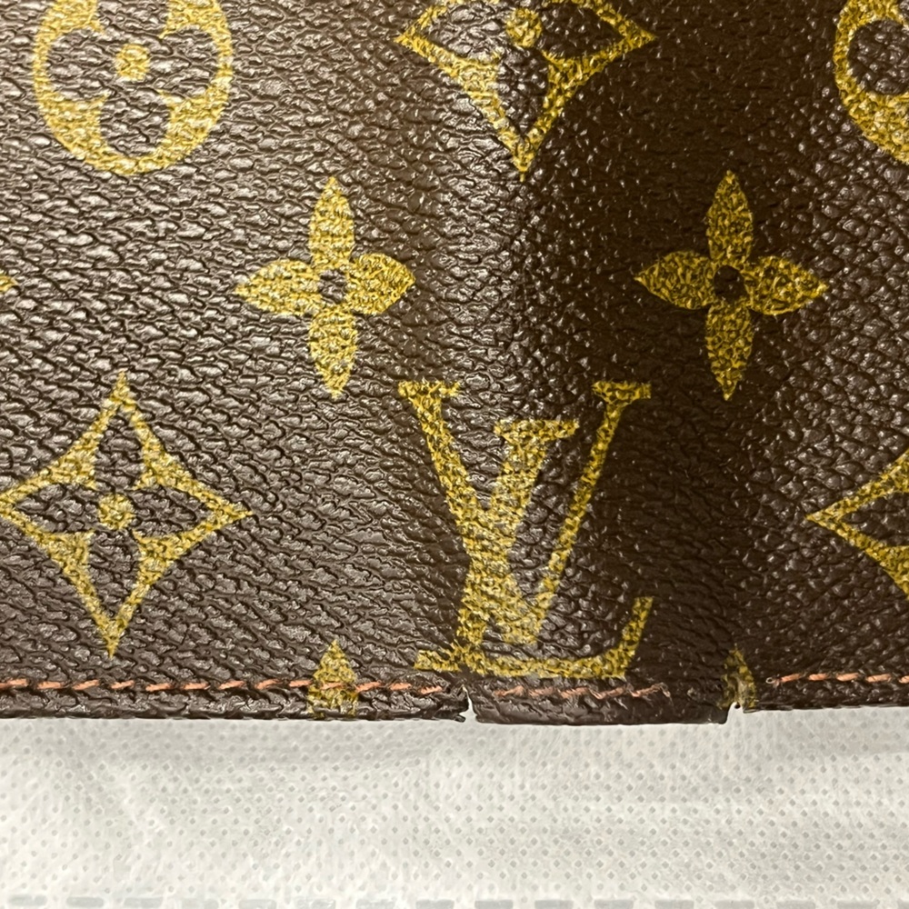 Louis Vuitton fold over purse/wallet - Picture 14 of 16